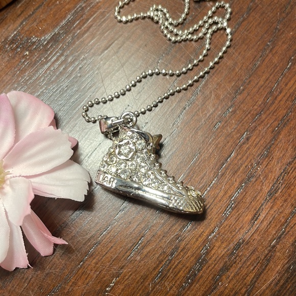 CONVERSE ALL-STAR Necklace - Picture 2 of 7
